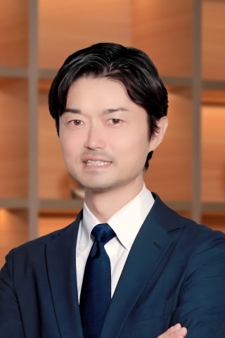 our-expert-image